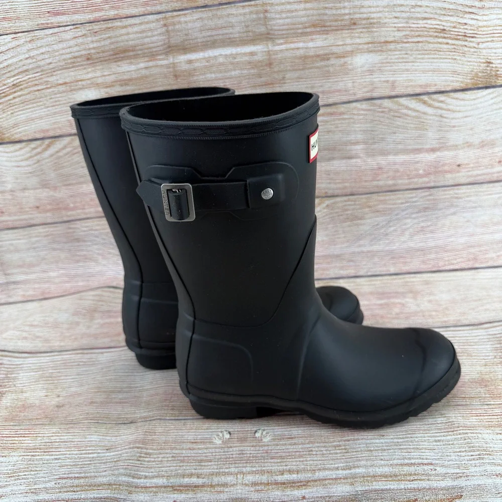 Hunter Original Short Rain Boots Matte Black WFS1000RMA Womens Size 6M EU‎ 37